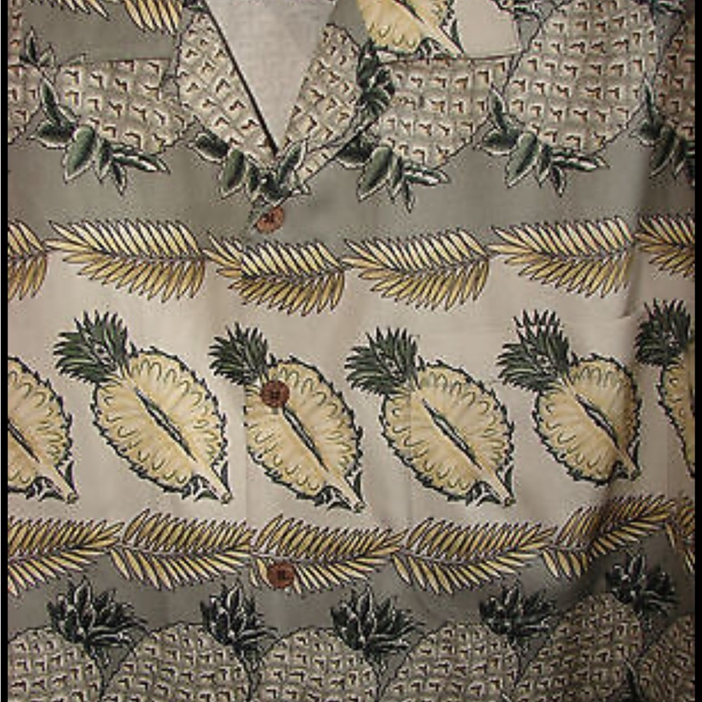 Men's XL Tommy Bahama Silk Pineapple Print Shirt - Gray and Cream​